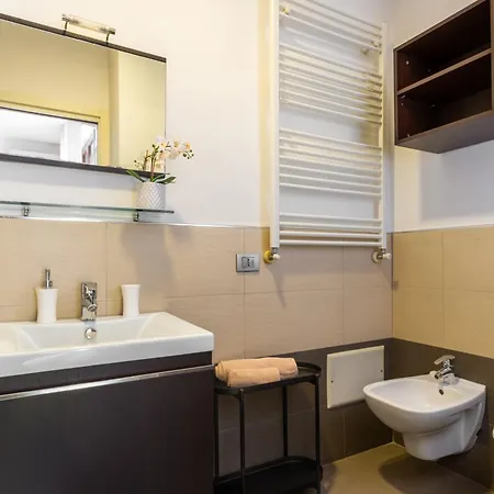 7th Floor - Porta Nuova Apartment Verona
