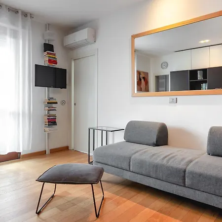 7th Floor - Porta Nuova Apartment Verona